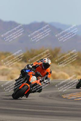 media/Mar-12-2023-SoCal Trackdays (Sun) [[d4c8249724]]/Turn 15 (145pm)/